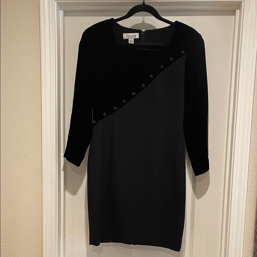 New Vintage 80's Gillian Velvet Dress Women 6 Black Long Sleeves